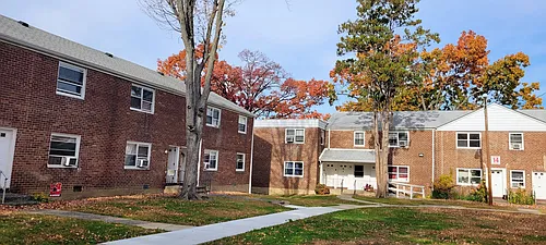 39B 16th Ave #B Photo 1