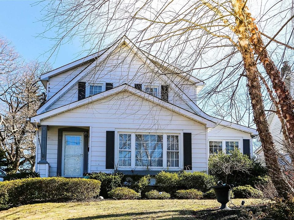 1st image of 171 Jennings Ave