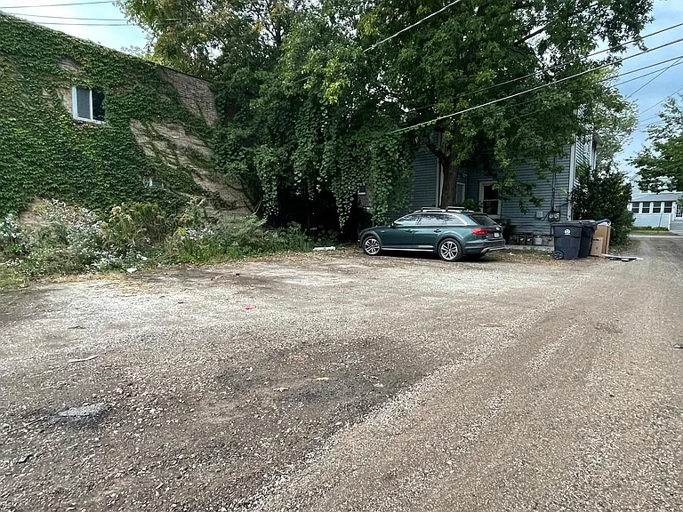 2013 Maple Ave — Photo 24