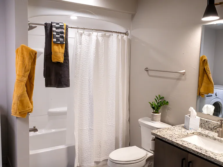 The Wit : Resort Style Living — Photo 37