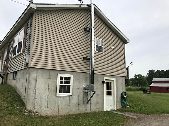 3rd image of 65 Crawford Ln