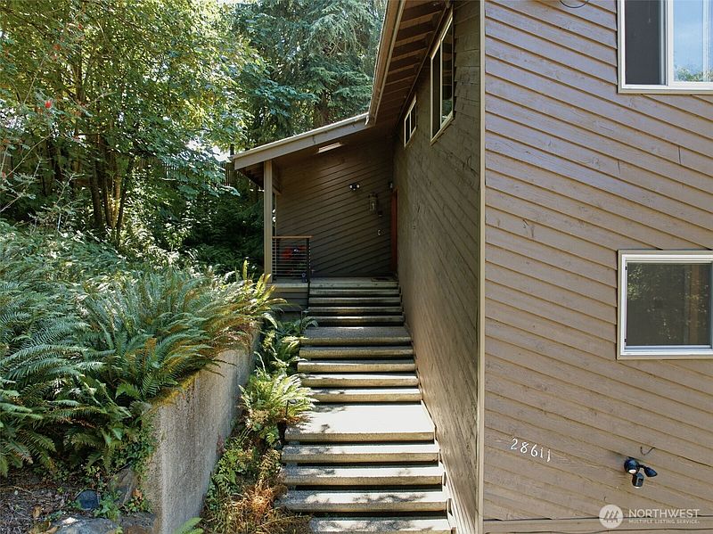 4th image of 28611 16th Avenue S