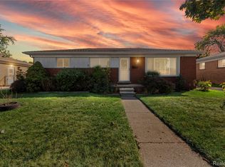 24918 Patricia Ave, Warren, MI 48091