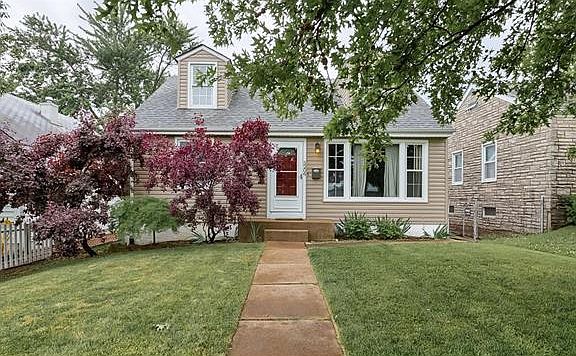 2nd image of 5206 Parker Ave