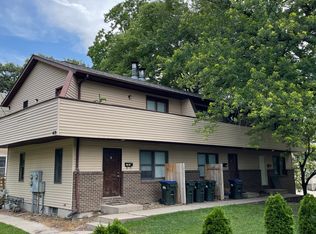 419 S Governor St APT B, Iowa City, IA 52240