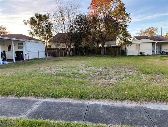 2nd image of 2308 Volpe Dr