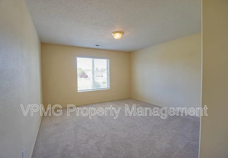2214 NW 7th St — Photo 28