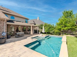 18 Devon Dale Dr, Tomball, TX 77375