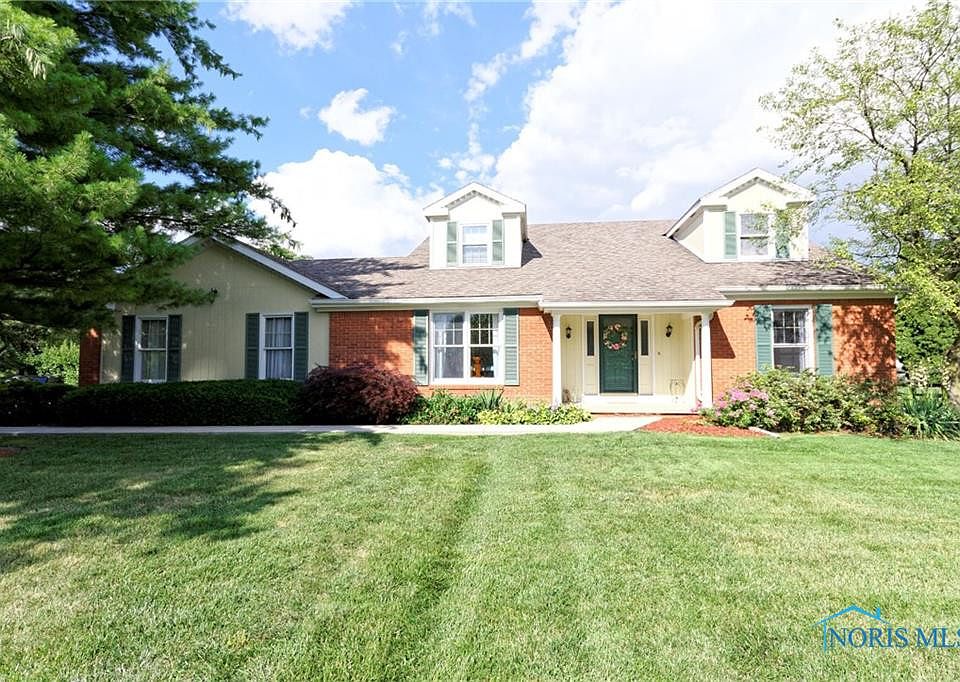 1st image of 595 Carol Ln