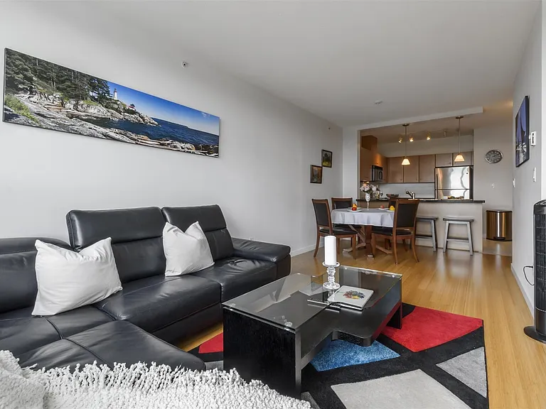 511 Rochester Ave #809 — Photo 2