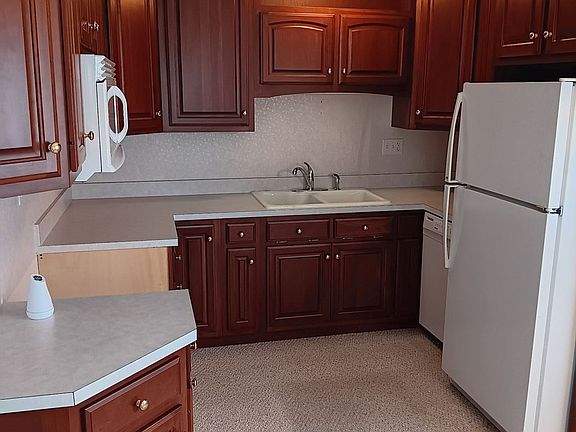 4th image of 1414 Cullen Ave
