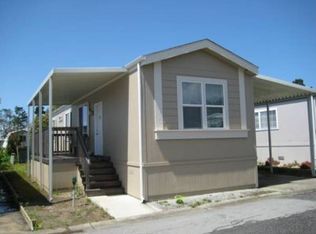 7 Lighthouse Rd, Half Moon Bay, CA 94019