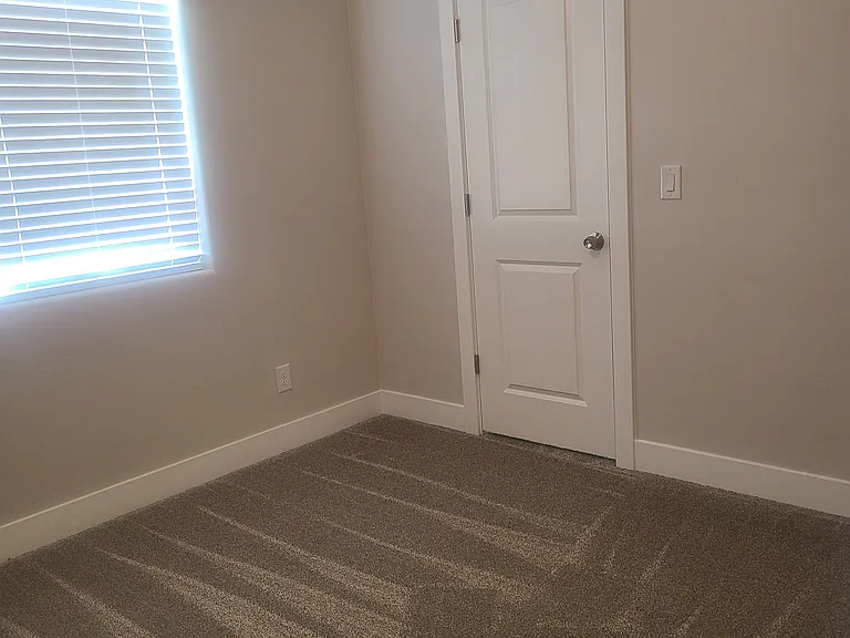 49 S 475 E #5 — Photo 31