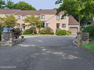 17 Palmer St APT 3, Greenwich, CT 06807