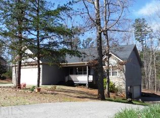 290 Woodcrest Dr, Clarkesville, GA 30523