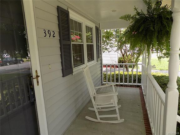 3rd image of 392 Red Oak Dr