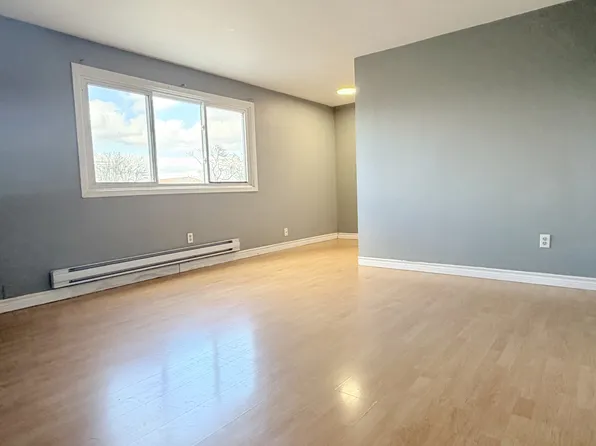 751 Windsor Ave #3, Windsor, ON N9A 1J8