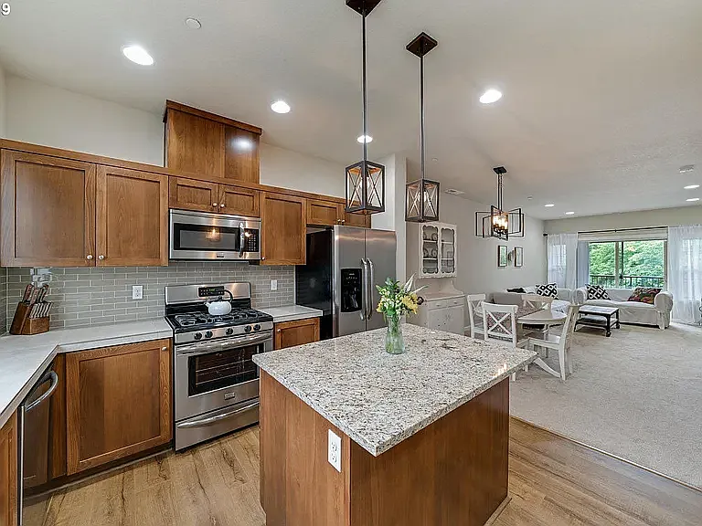 17018 SW Jean Louise Rd — Photo 8