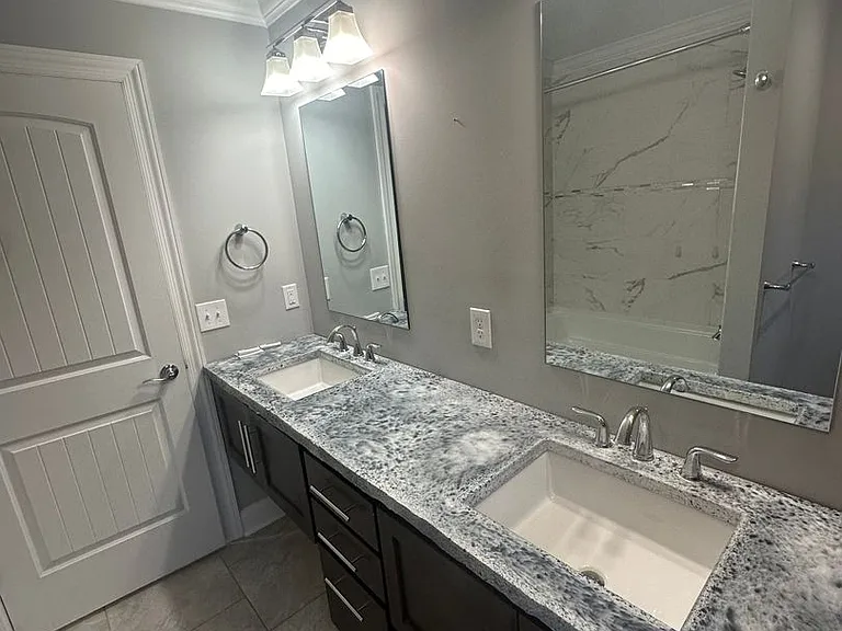 514 Sapphire Dr — Photo 36