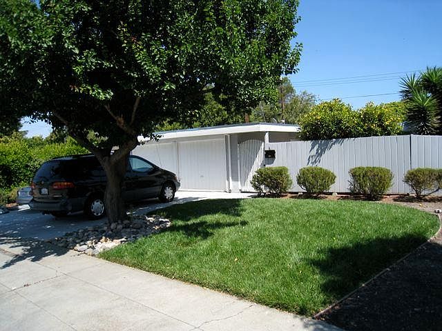 1st image of 3176 Stelling Dr