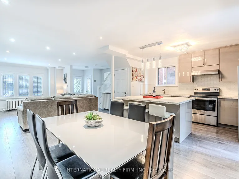 47 Maxwell Ave — Photo 6