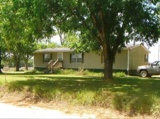 509 Sharon Ave, Nashville, GA 31639