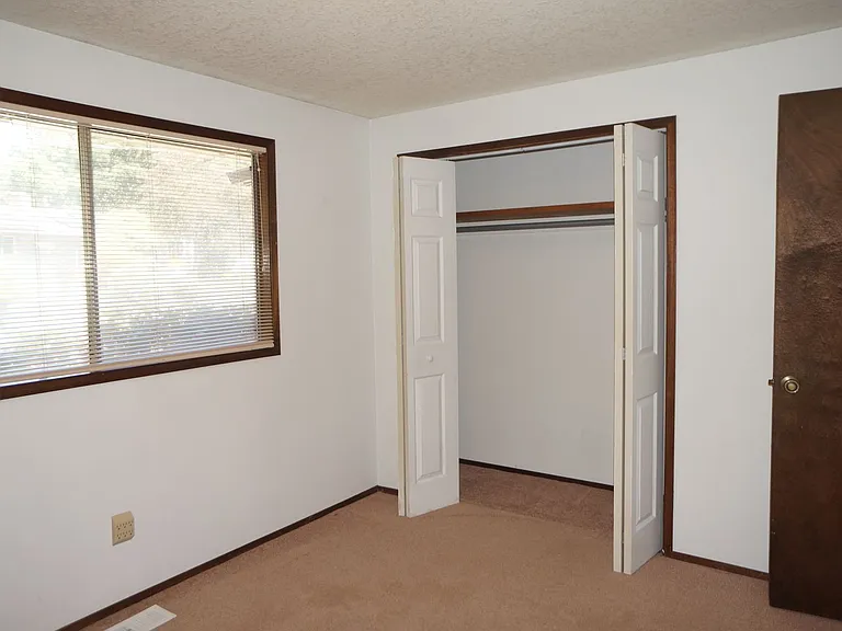 6404 SE Furnberg St — Photo 12