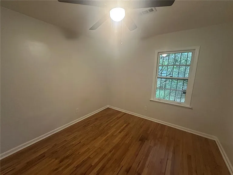 349 Laquita Dr SE — Photo 18