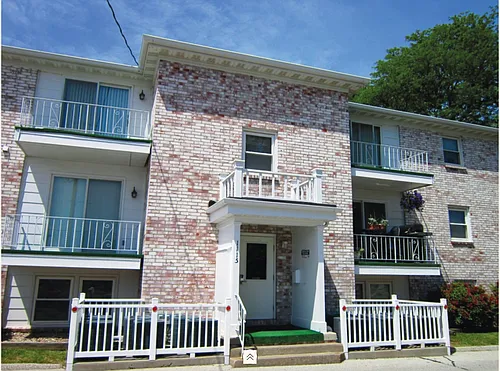 Sunset Strip Properties Photo 1