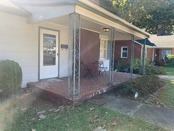 Spacious Front Porch for Relaxation