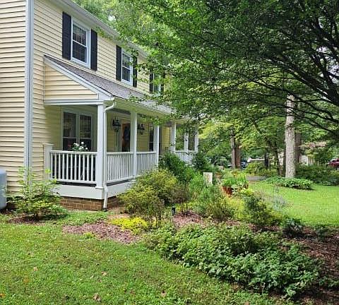 3rd image of 106 Summerwood Ln