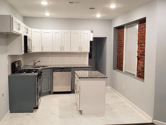 3rd image of 5722 Crittenden St