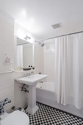 Sold by Compass | media 3
