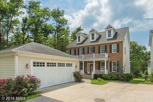 1st image of 129 Amalfi Ct