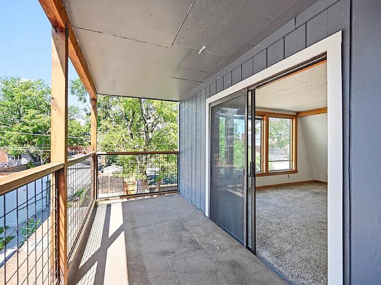 1233 Elizabeth St — Photo 26