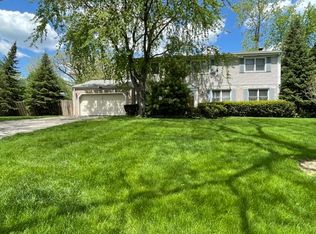 130 Niles Ave, Lake Forest, IL 60045