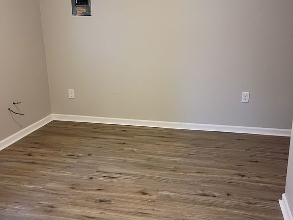 4th image of 2316 Rockwell St #1