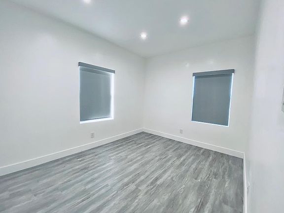 4th image of 627 Brittania St #627-3-4