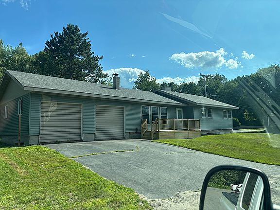 2nd image of 3 Delaware Pl