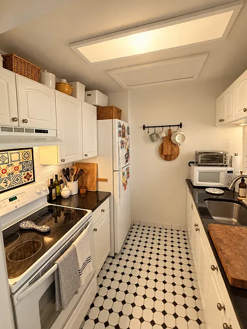 2 bed, $2,650 — Photo 4
