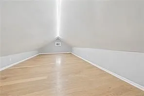 64 Curwood Ct — Photo 18