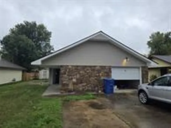 2213 Willow Ln, Miami, OK 74354