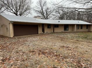 4200 Kings Point Rd, Excelsior, MN 55331