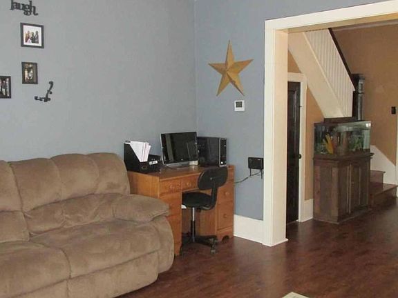 4th image of 111 E Mill Ave
