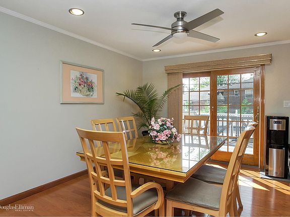 5th image of 91 Birchwood Park Dr