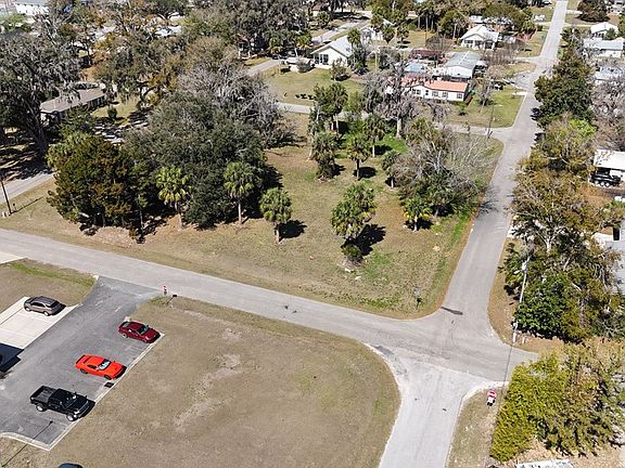 2nd image of TBD SE Houston Ave