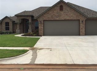 2145 Sycamore Crk, Yukon, OK 73099