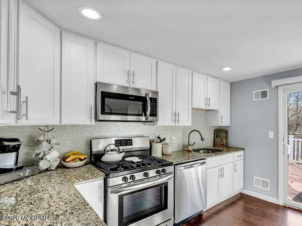 331 W Sylvania Ave