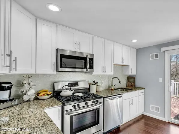 331 W Sylvania Ave, Neptune City, NJ 07753