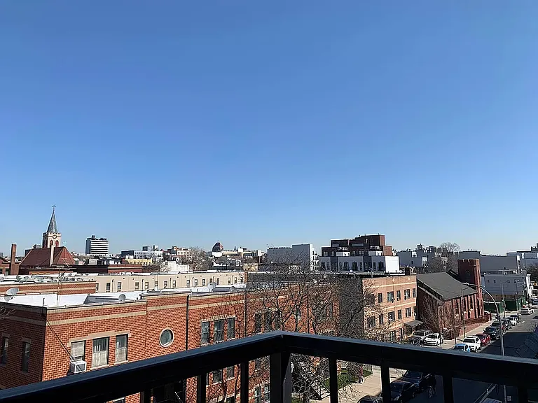 2422 Snyder Ave #4 — Photo 10